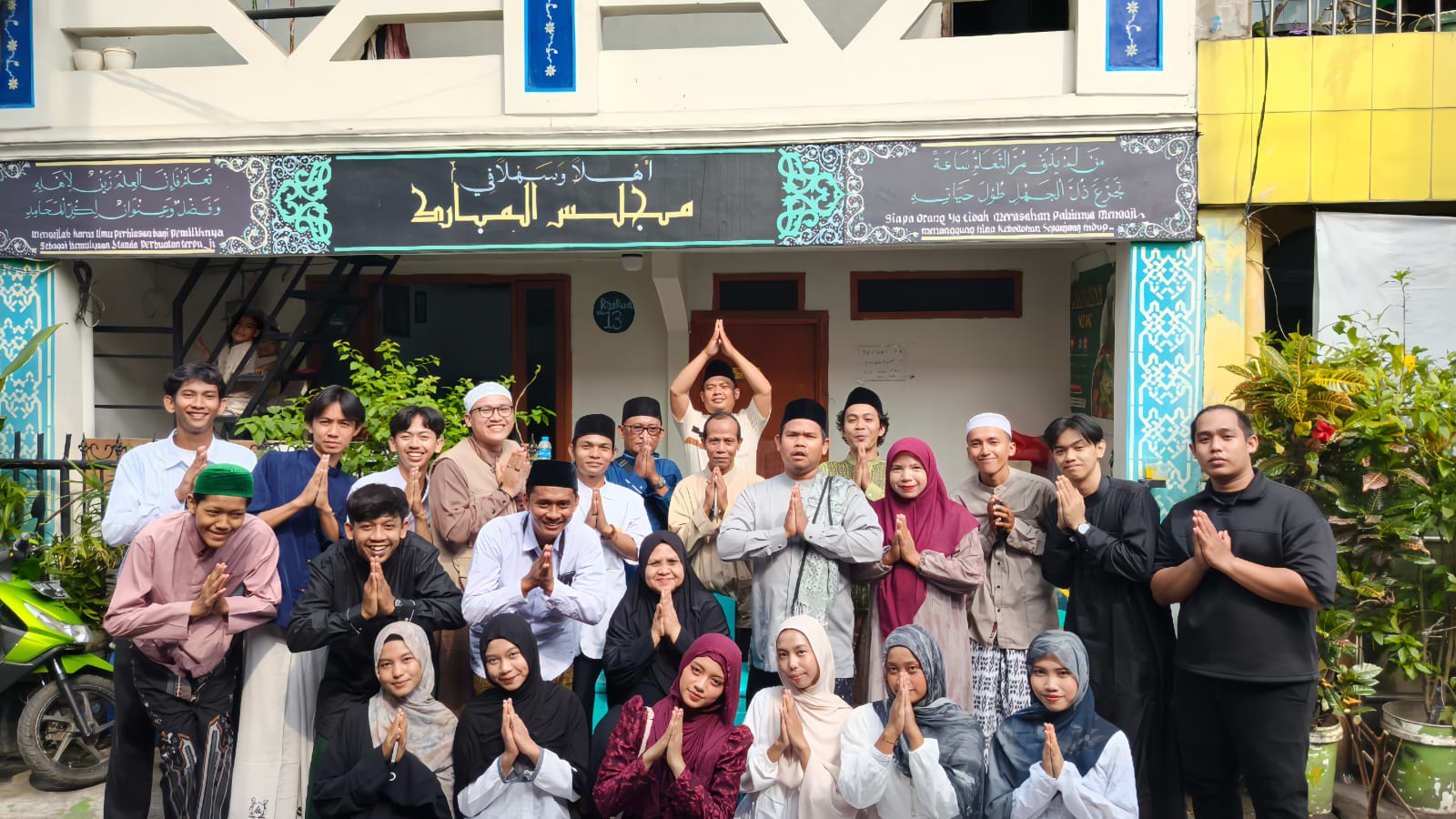 Makna Tersembunyi Halalbihalal yang Jarang Dipahami, Ternyata Bukan Sekadar Maaf-Maafan!